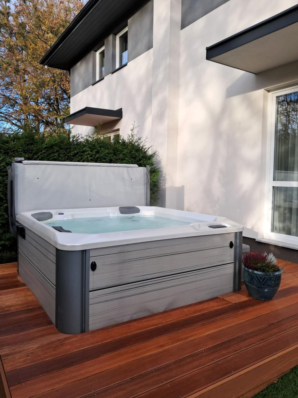 Hot Tub