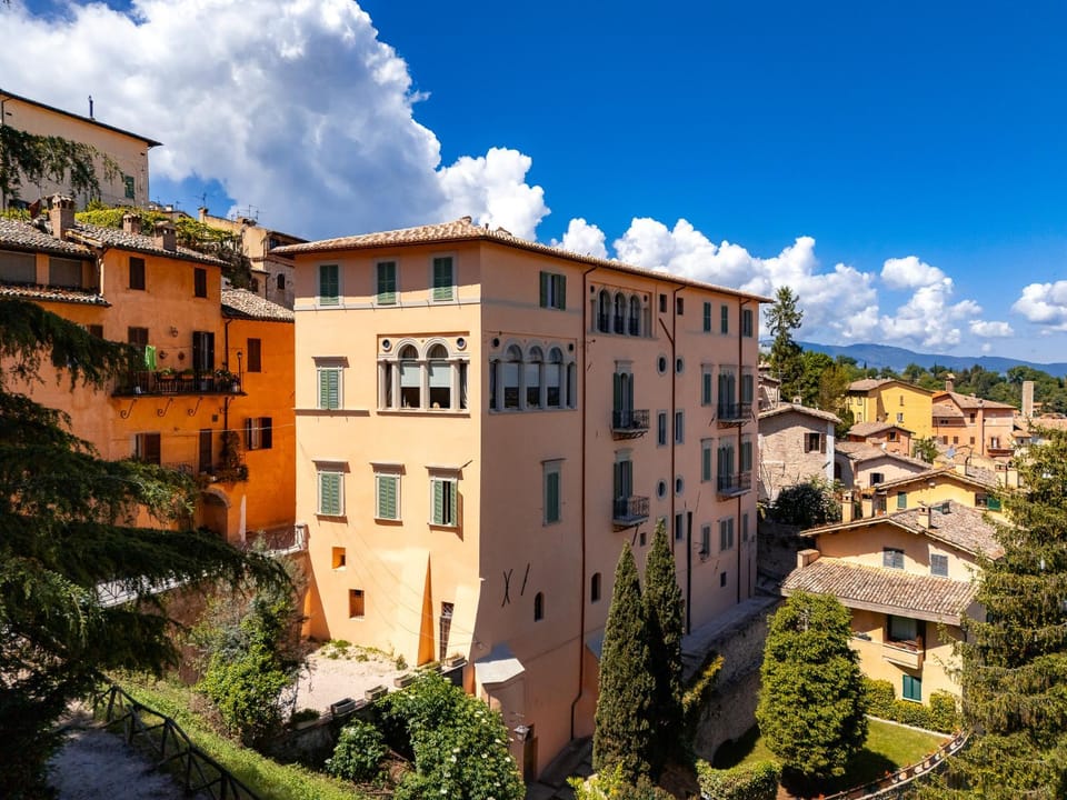 Palazzo Dragoni Hotel in Spoleto