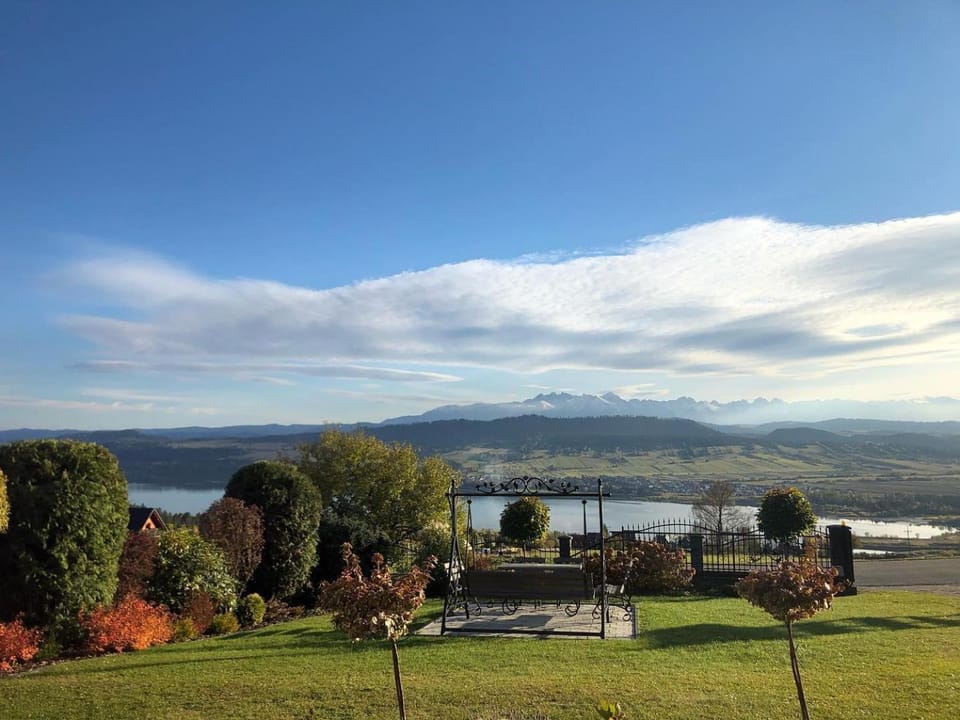 Nearby landmark, Day, Natural landscape, Lake view, Mountain view, River view, Sea view