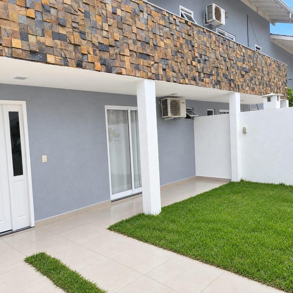 Recanto Residencial Mariscal - Apartamento 2 quartos House in Bombinhas