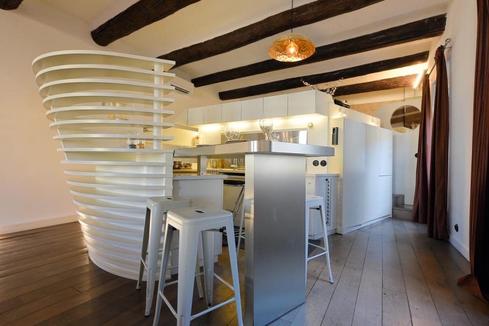 Kitchen or kitchenette, stove