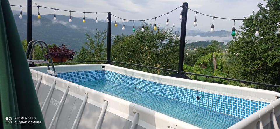 Mountain view, Swimming pool