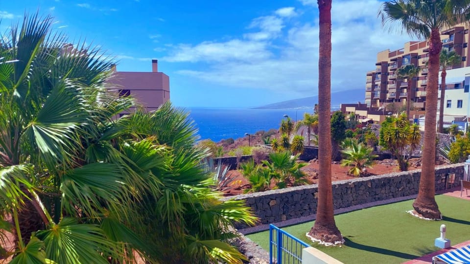 Off site, Garden view, Sea view