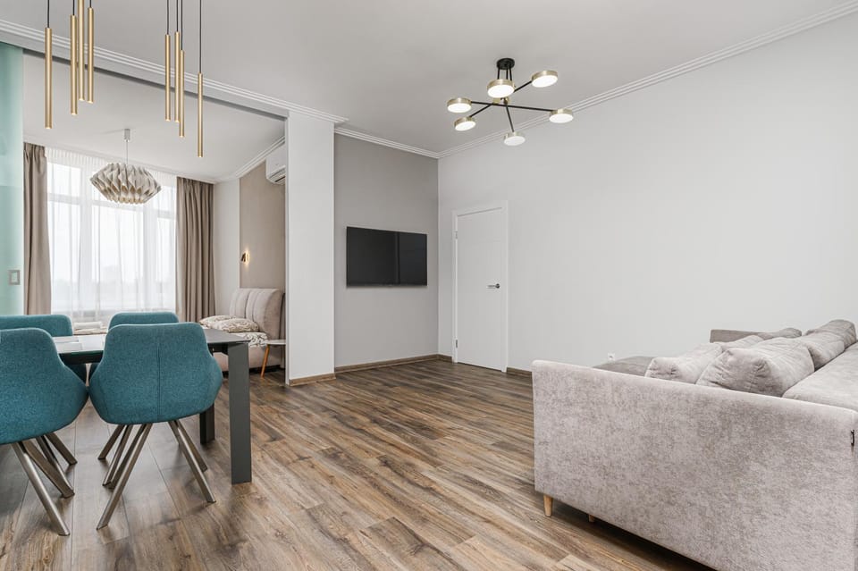Sea Symphony 2-bedrooms Apartment Apartment in Odessa