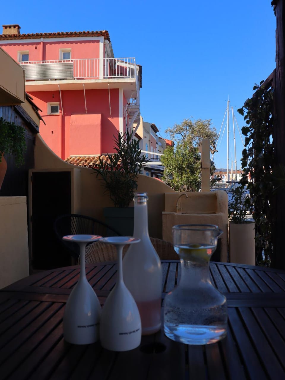 Property building, Balcony/Terrace
