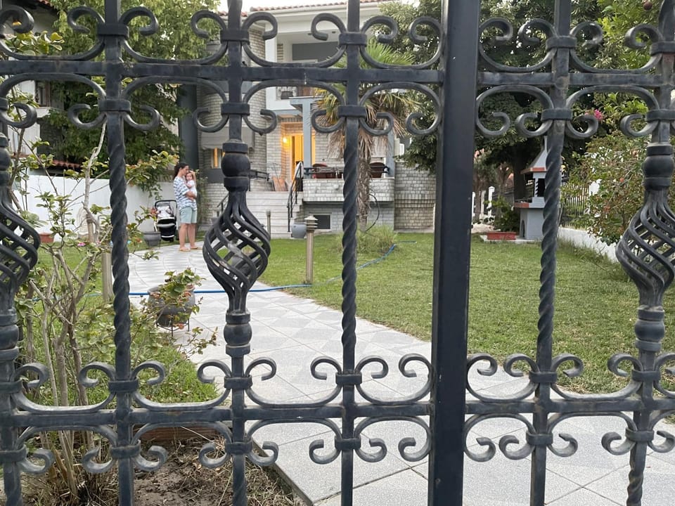 Facade/entrance, Garden