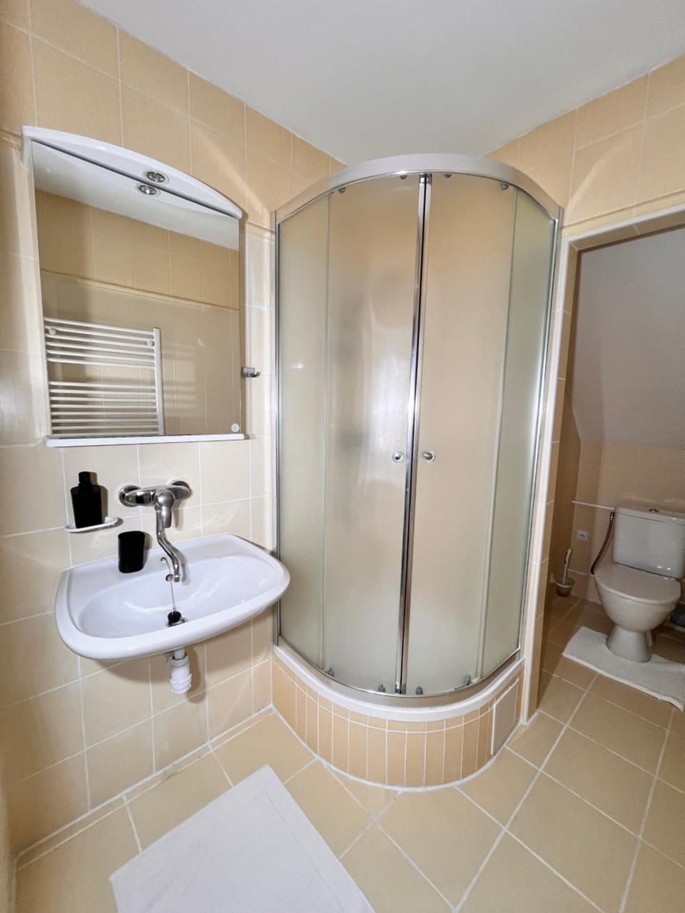 Shower, Toilet, Bathroom