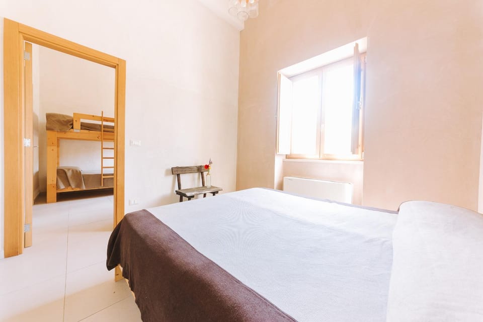 Photo of the whole room, bunk bed