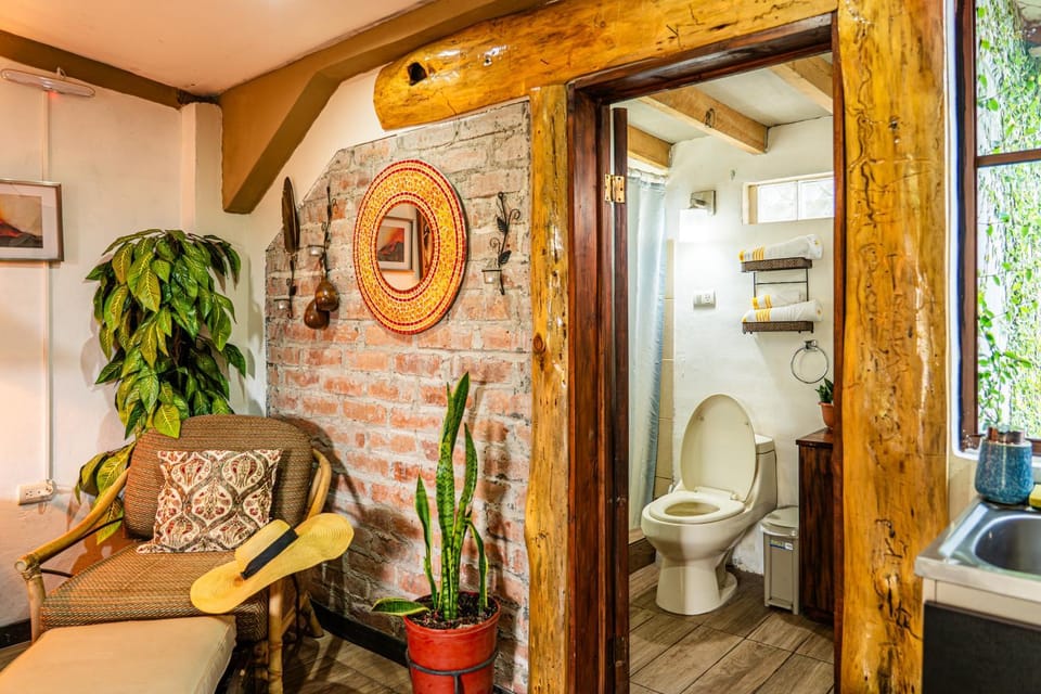 Toilet, Bathroom, Seating area