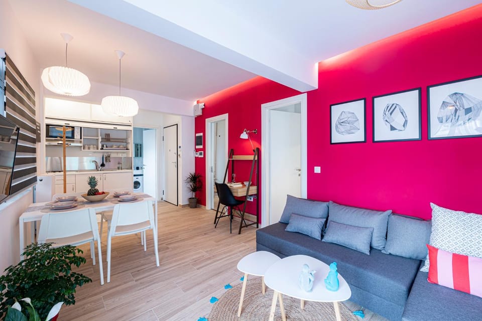 Living room, Seating area, Dining area