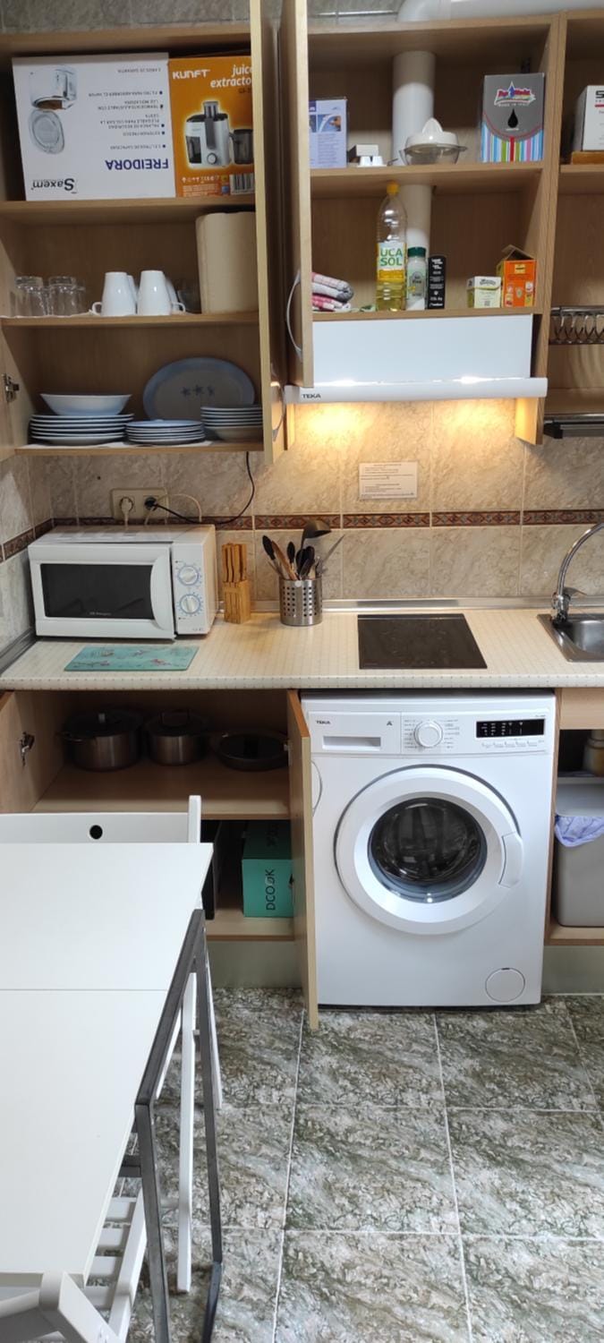 Kitchen or kitchenette