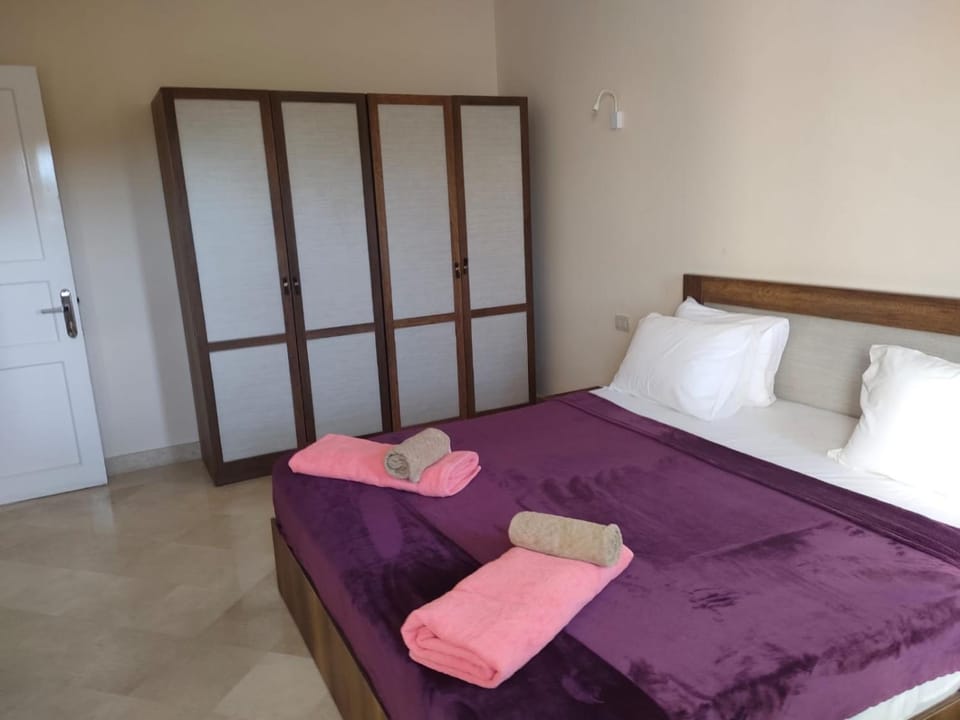 El Gouna abo tig marina 1 bedroom apartment and 1 bedroom at the Roof Apartment in Hurghada