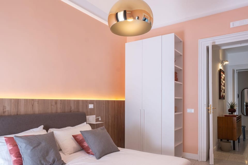 Bed, Photo of the whole room, Bedroom, wardrobe