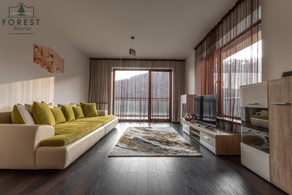 Communal lounge/ TV room, Living room, Photo of the whole room, Decorative detail, Seating area, locker