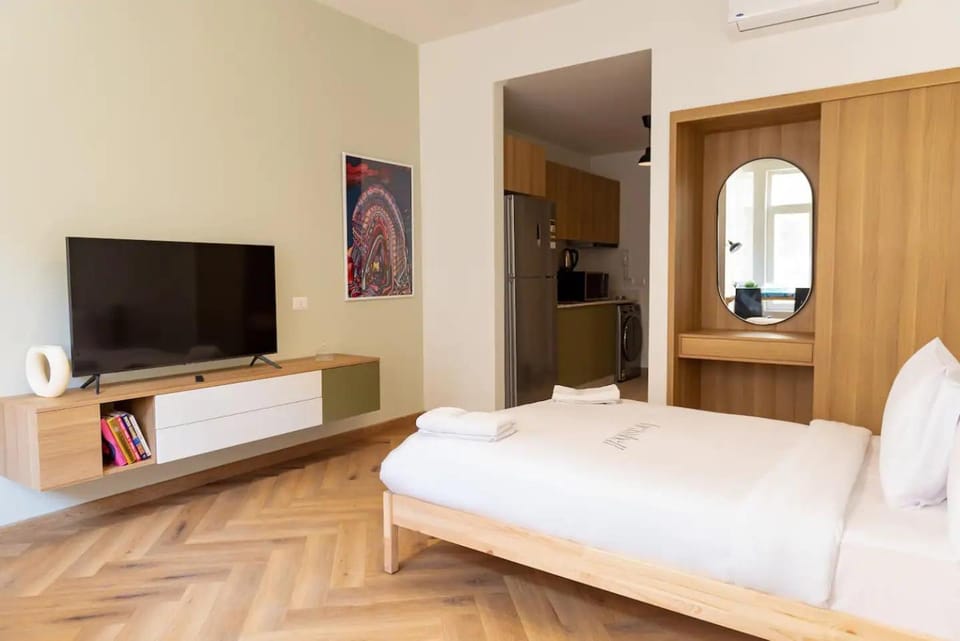 Bed, Bedroom, air conditioner