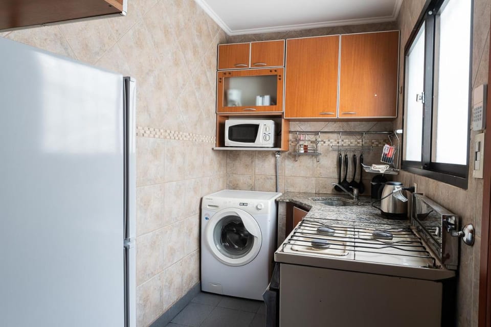 Departamento acogedor y luminoso zona Guemes para mayores de 30 años Apartment in Mar del Plata