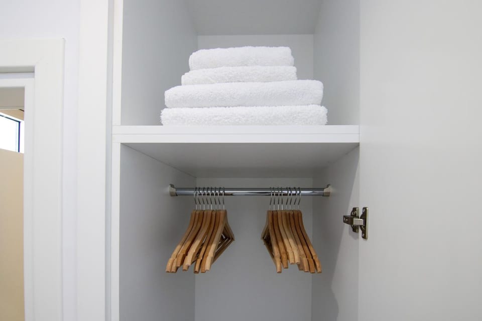 Bathroom, towels, wardrobe