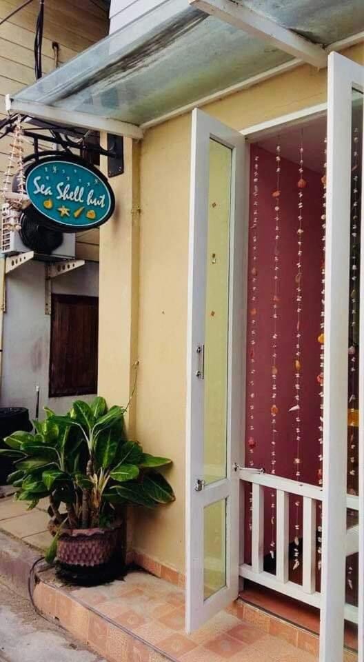 Sea Shell Hut Apartment hotel in Krabi Changwat