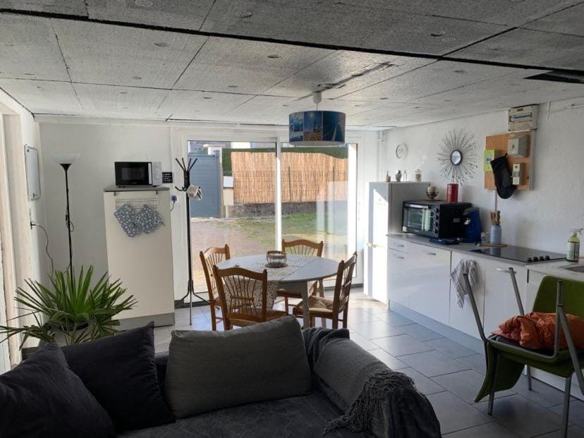 Living room, kitchen