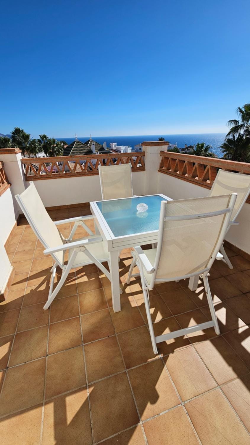 APARTAMENTO BONITO EN PINAL DEL MAR NERJA Apartment in Nerja