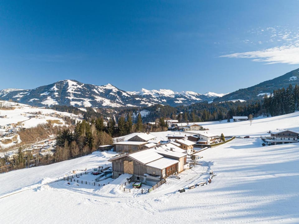 Property building, Winter