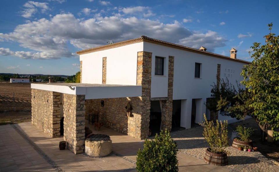 Property building, Day
