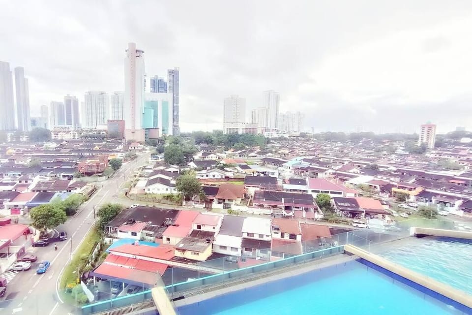 City view, Pool view