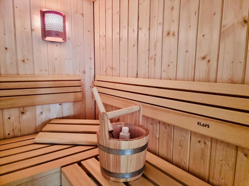 Sauna, Spa and wellness centre/facilities