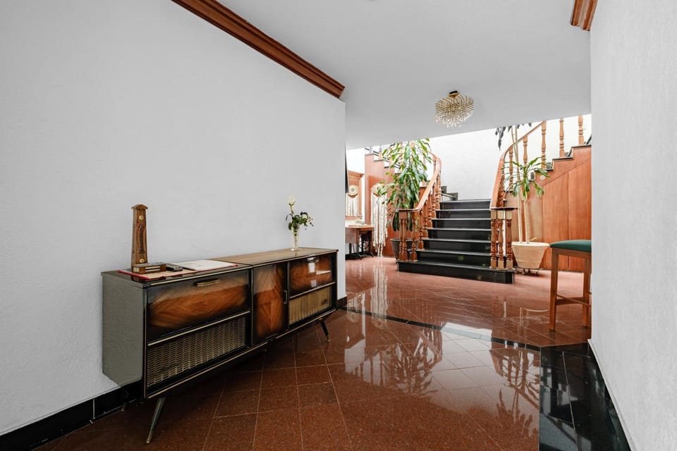 Senda Stays Coyoacan - 6BR Casa and Garden Steps from Frida Kahlo House in Mexico City