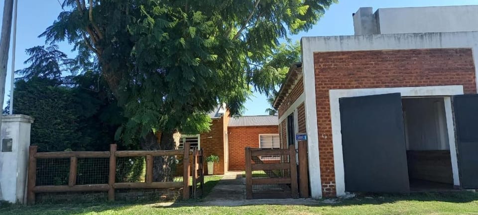 Eljacaranda_ House in Entre Ríos Province, Argentina
