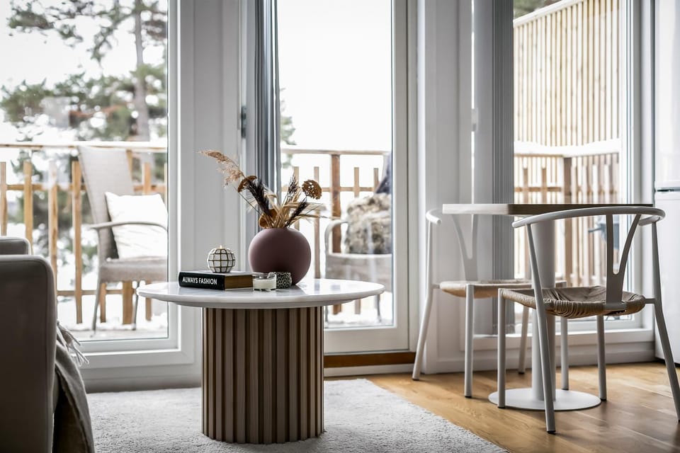 Living room, Seating area, Dining area