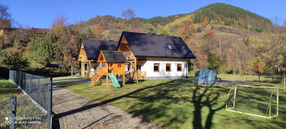 Domki Pod Brzyzkiem House in Lesser Poland Voivodeship