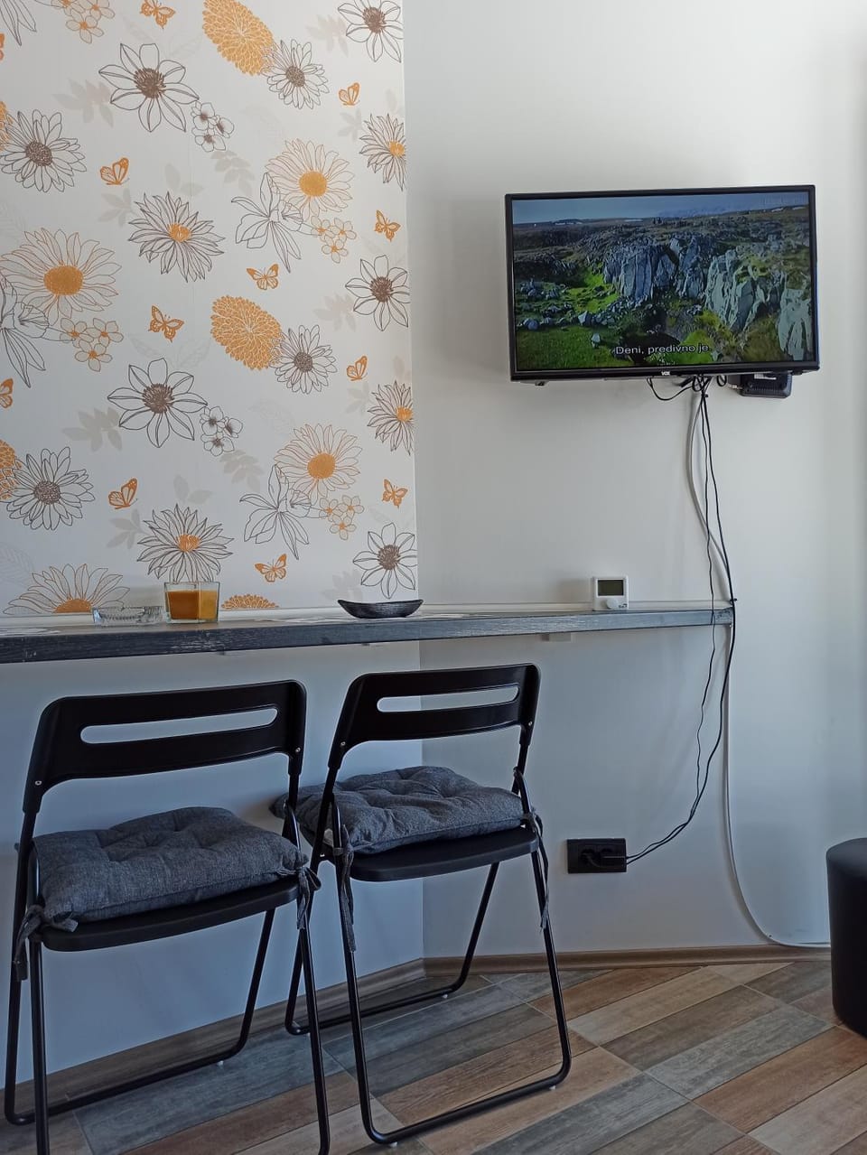 TV and multimedia, Dining area