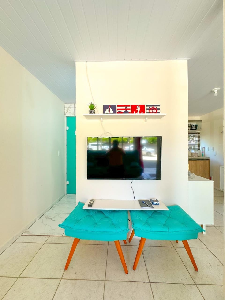 Communal lounge/ TV room, TV and multimedia, Living room