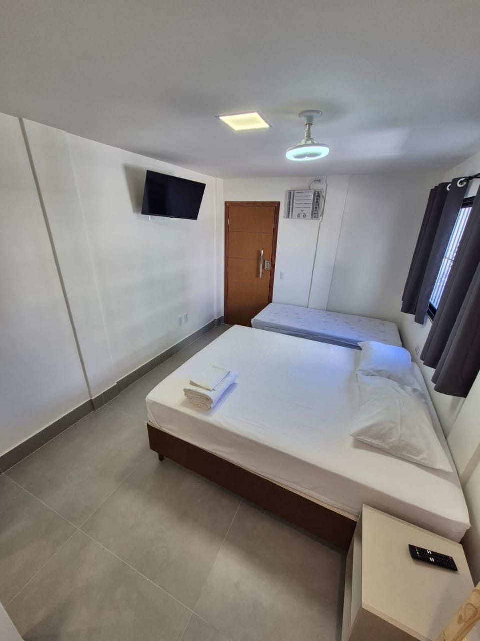 Praia Do Morro Suites Para Grupos Guarapari-es Bed and Breakfast in Guarapari