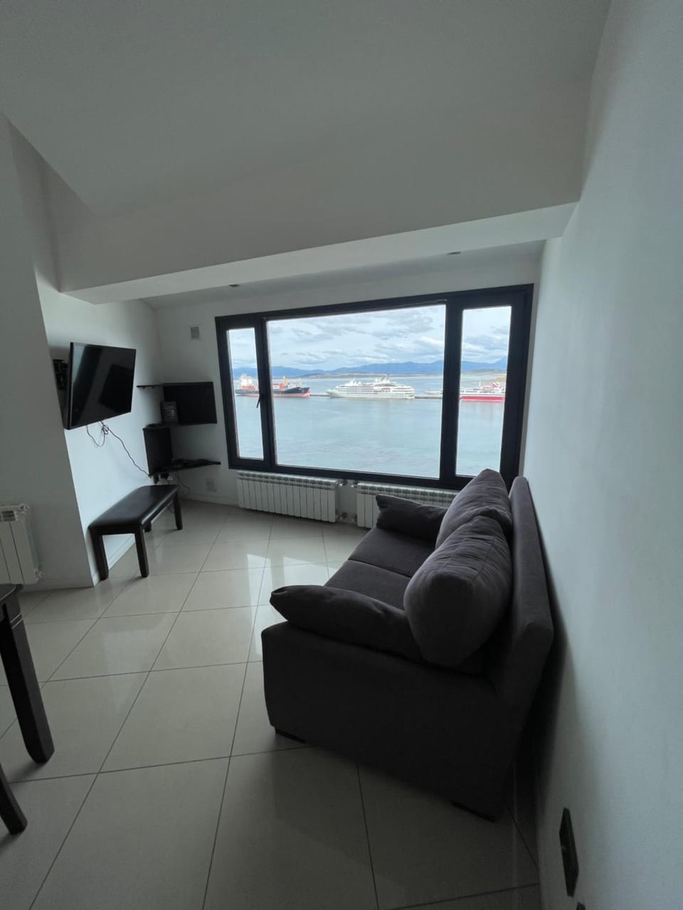 Entire apartment in the center, top floor with view of the beagle Apartment in Ushuaia