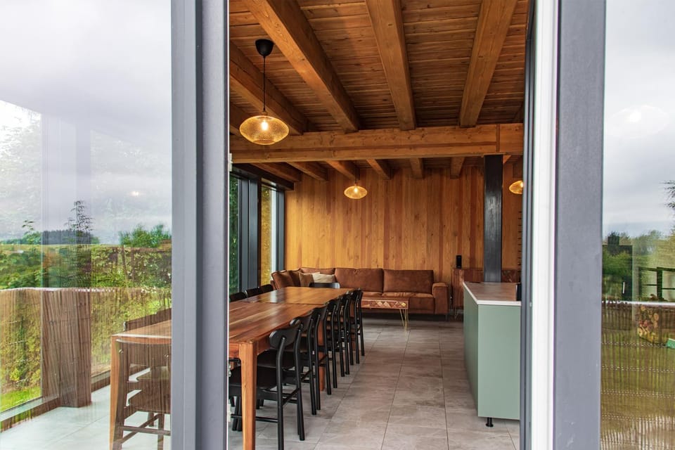 Lounge or bar