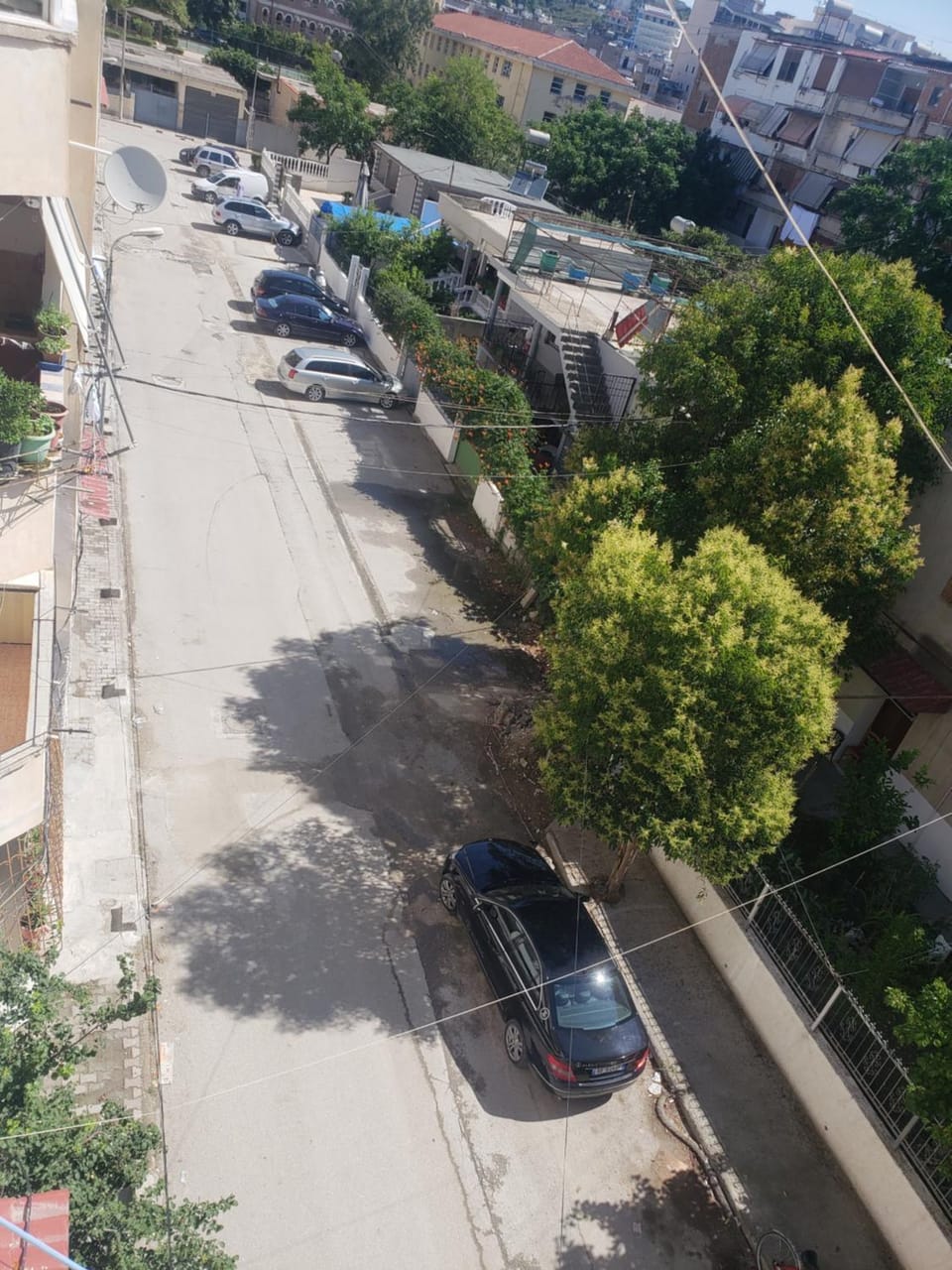 Neighbourhood, Parking