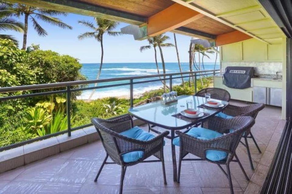 View (from property/room), Balcony/Terrace, Sea view