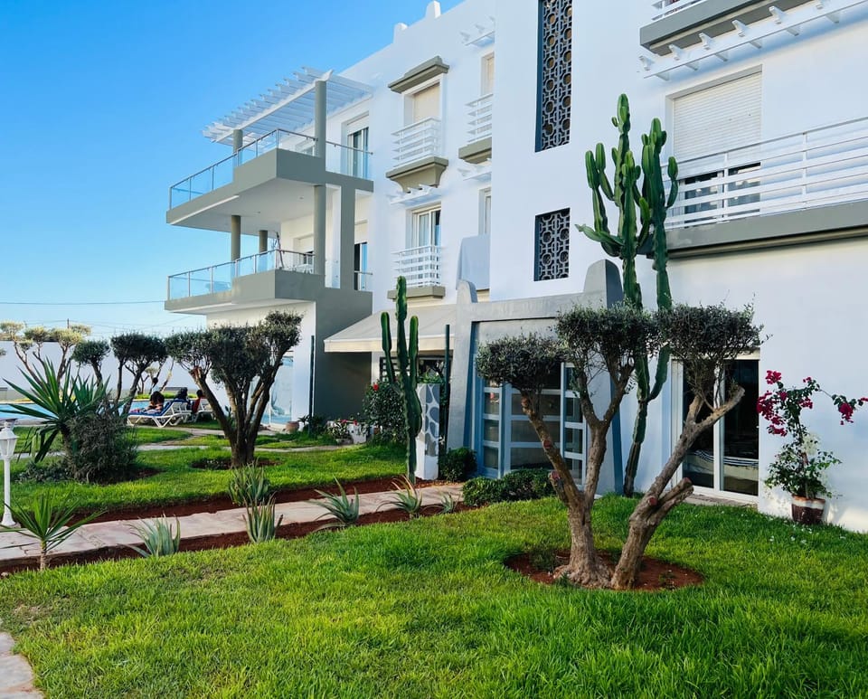 Melrose Beαch Aρραrt Pοοl Vieω Apartment in Casablanca-Settat