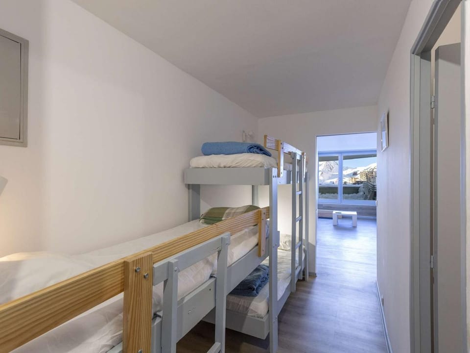 Studio cabine 5 pers. avec balcon à 80m des pistes - La Mongie 1800 - FR-1-404-334 Cabin in Occitanie
