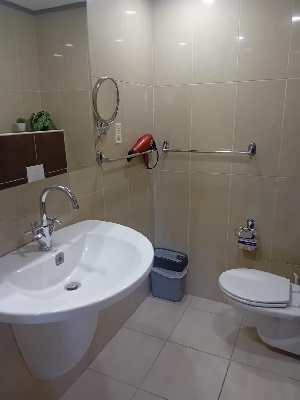 Toilet, Bathroom