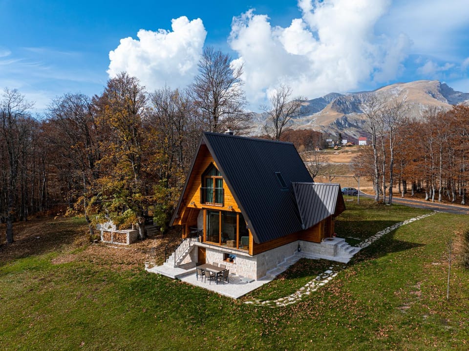 Vila Sun forest Villa in Montenegro