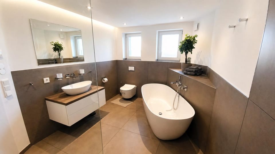 Toilet, Bathroom, Bath