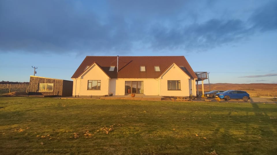 Property building, View (from property/room)