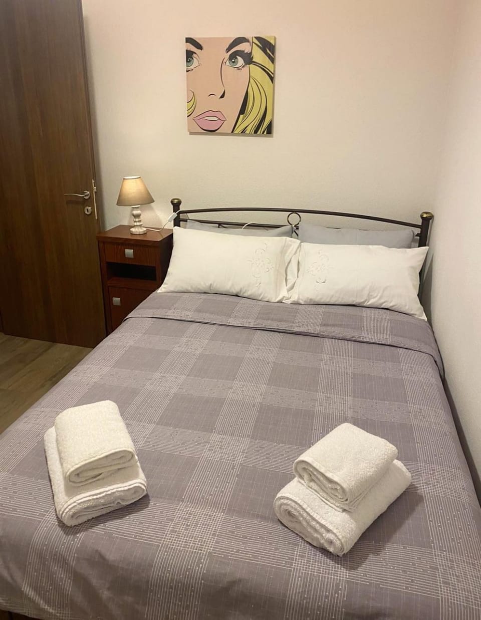Helen's House Apartment in Trikala