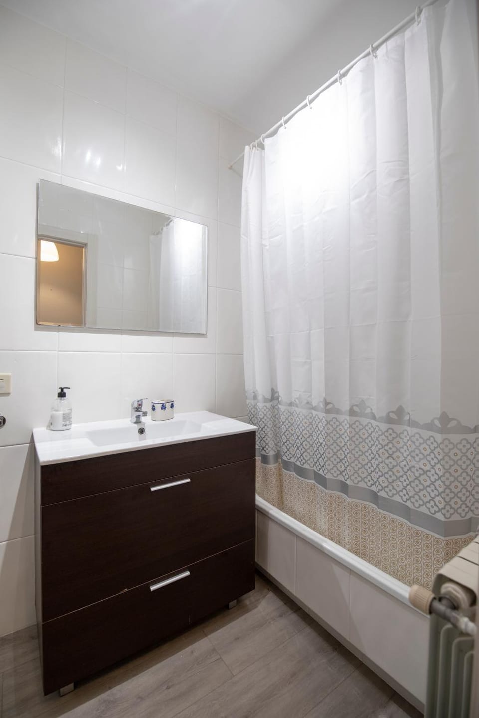 Bathroom, Bath