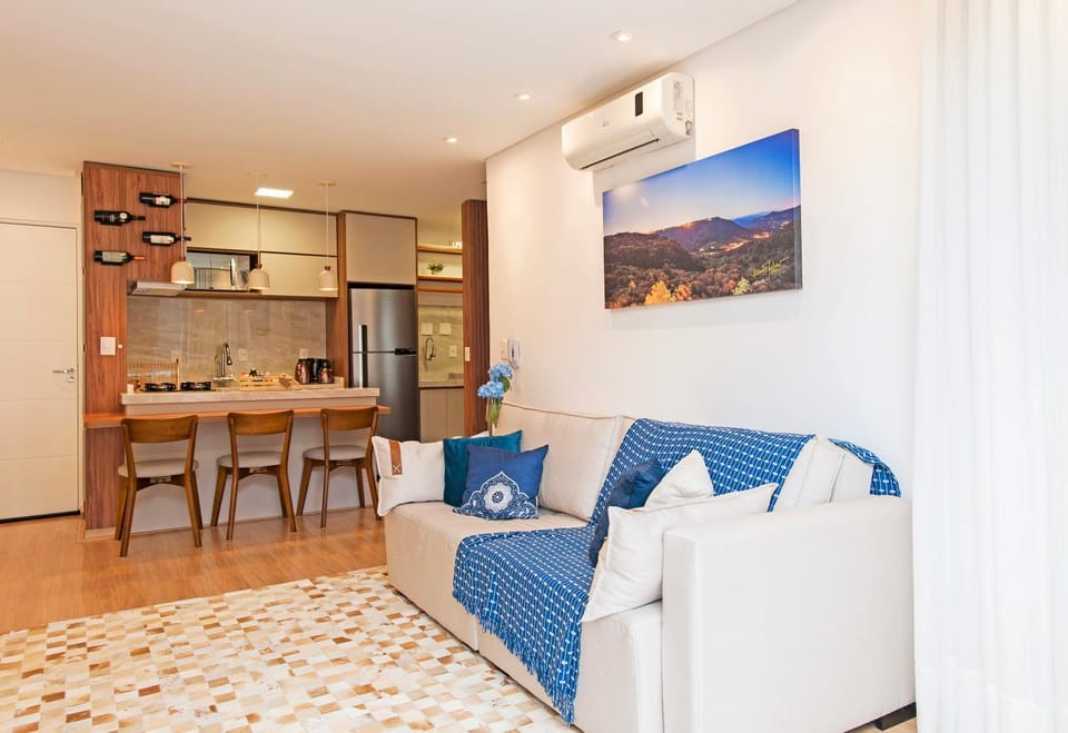 Living room, Seating area, kitchen