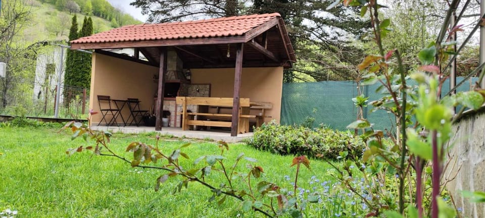 BBQ facilities, BBQ facilities