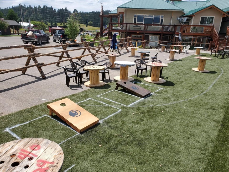 Lounge or bar